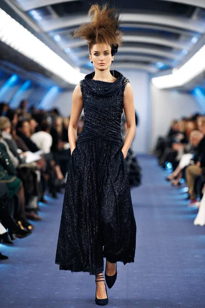 Look 30